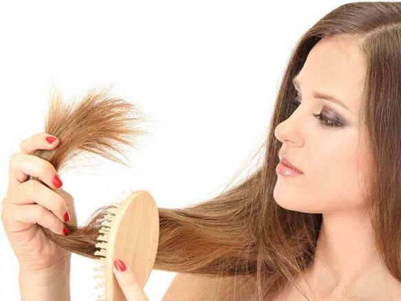 Part of the ends of the hair